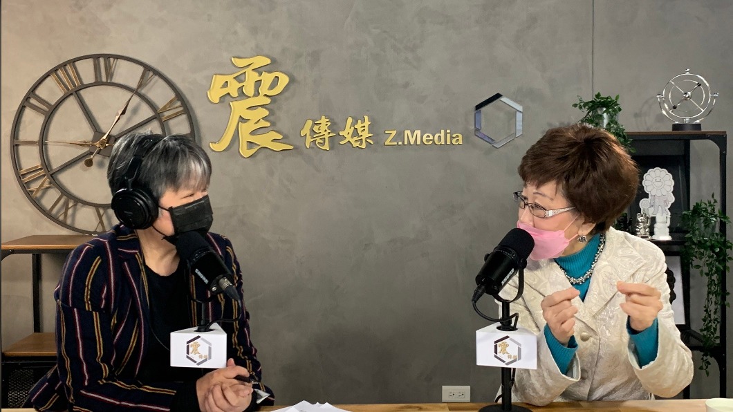 呂秀蓮今在《震傳媒》接受資深媒體人黃光芹網路節目《新聞不芹菜》專訪。（圖／《震傳媒》提供）