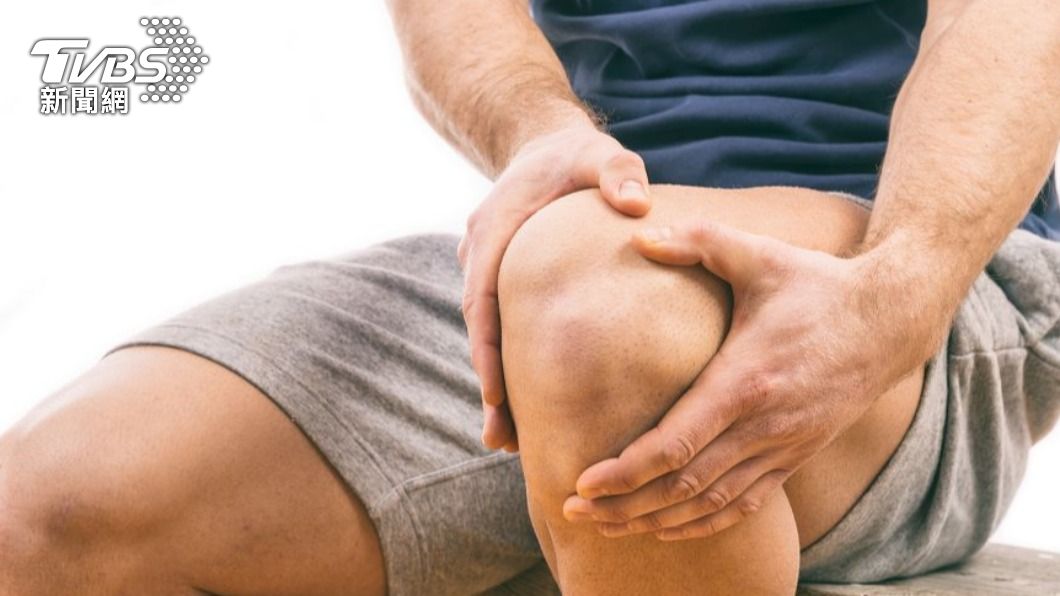 控制體重並增強肌力，是對抗膝關節炎的基本之道。（示意圖／shutterstock達志影像）