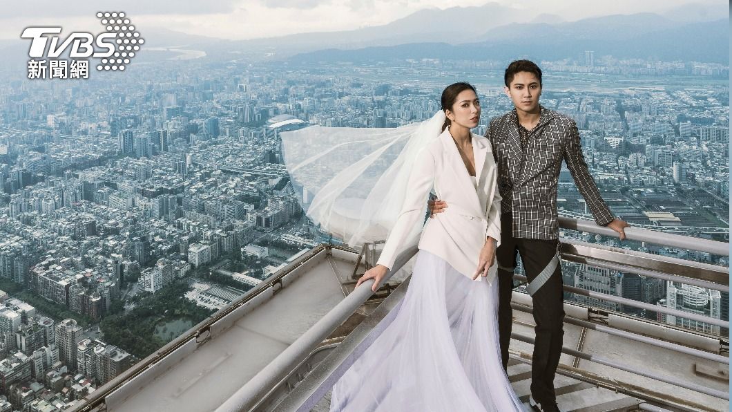 台北101即日推出《愛在雲端101 Wedding 101》活動，讓新人享有高空體驗。（圖／業者提供）