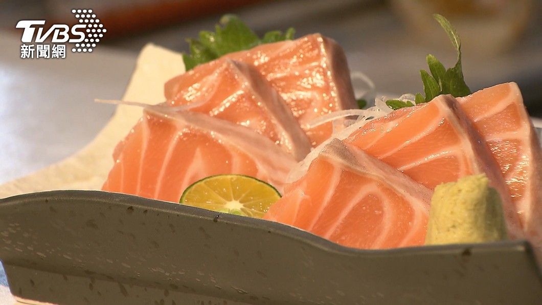 統整4大品牌的各種鮭魚餐點吃到飽。（圖／TVBS）