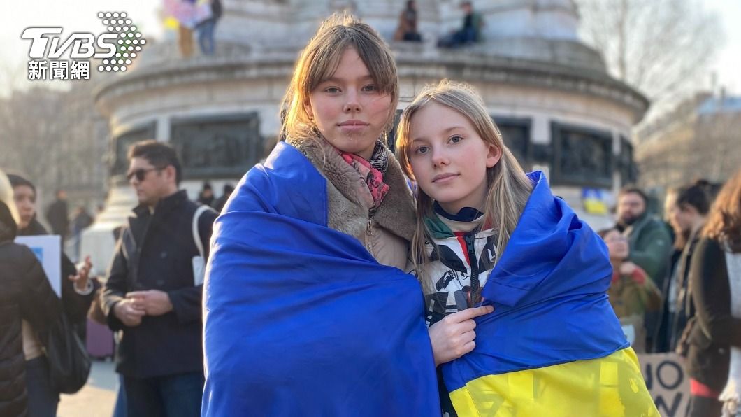 15歲烏克蘭少女盼能重拾和平生活與學業。（圖／中央社）