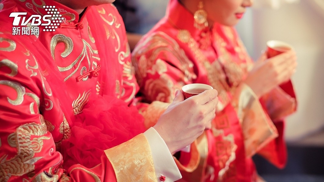 在華人傳統習俗上結婚有需多繁複的過程和禮俗。（示意圖／shutterstock達志影像）