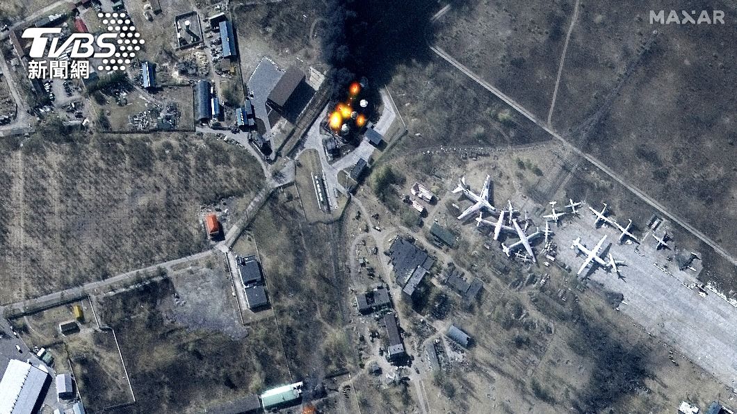俄軍數十名傘兵在佔領霍斯托梅機場任務中喪命。（圖／達志影像歐新社）