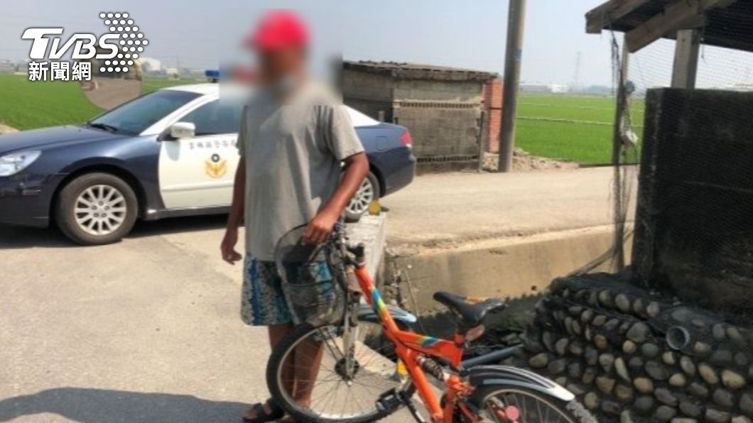 林男竊走國中生的腳踏車。（圖／TVBS）