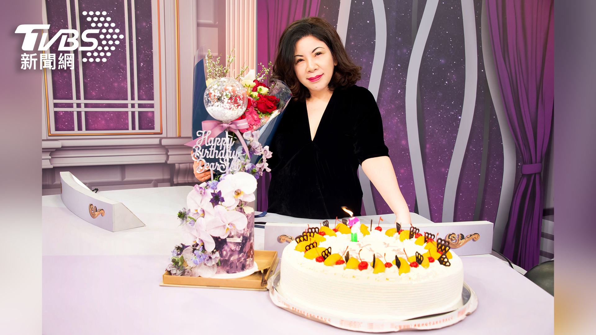 《TVBS文茜的世界周報》提前為主持人陳文茜慶祝生日