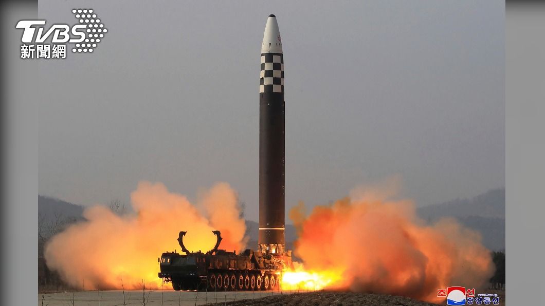 北韓24日再度試射飛彈。（圖／達志影像美聯社）