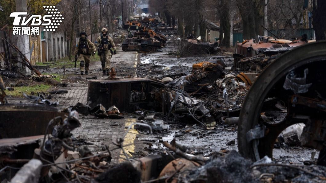 烏克蘭城鎮被俄軍炸得滿目瘡痍。（圖／達志影像美聯社）