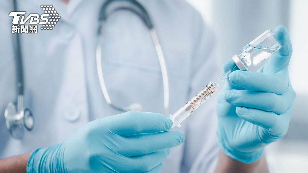 巴西與瑞典研究顯示，新冠肺炎康復者接種疫苗可增強保護力。（示意圖／shutterstock達志影像）