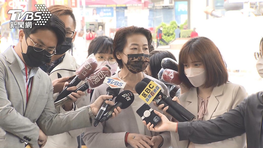 台北市副市長黃珊珊指出，她與市長柯文哲都沒有和確診替代役接觸。（圖／TVBS）