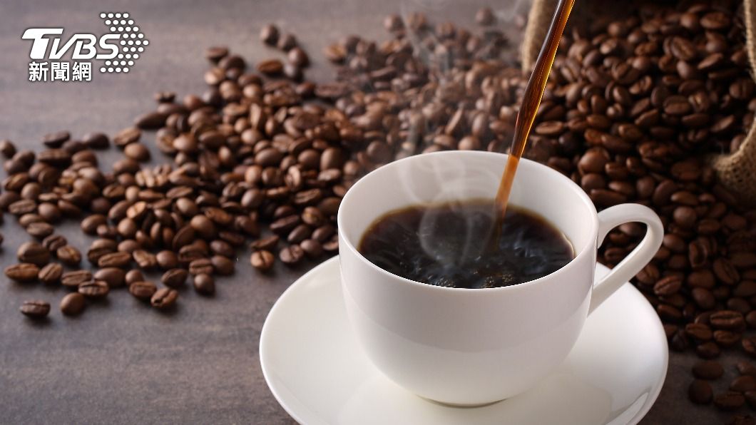 胃食道逆流與喝咖啡並無直接的關聯性。（示意圖／shutterstock達志影像）