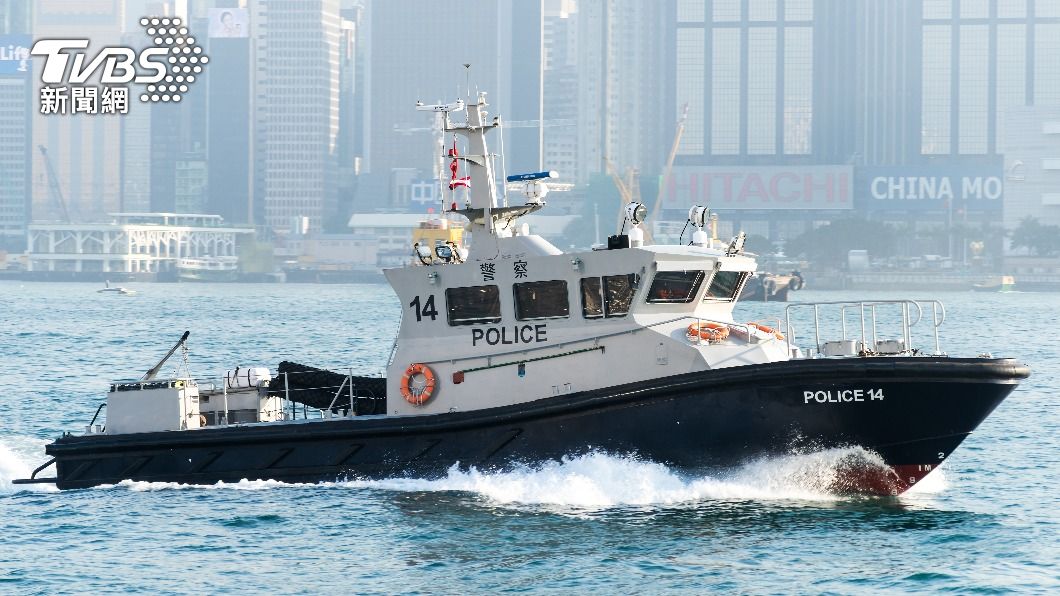 多名香港水警在執勤期間，被長官抓包偷釣魚。（示意圖／shutterstock達志影像）