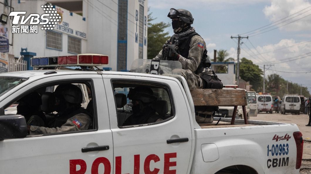 海地首都太子港爆發幫派槍戰。（圖／達志影像美聯社）