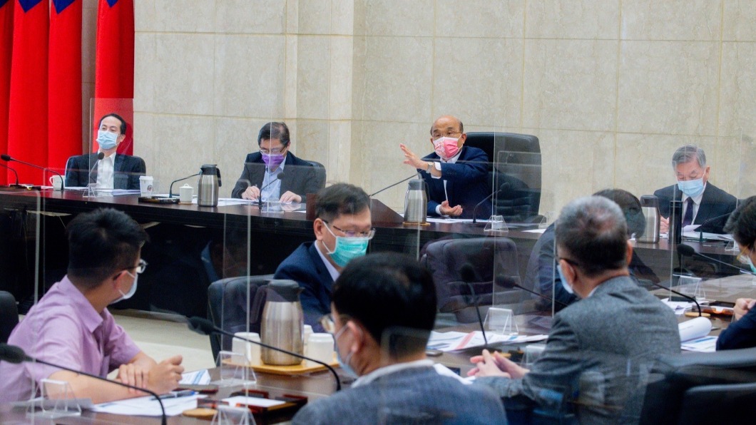 行政院長蘇貞昌今（10日）上午召開擴大防疫會議。（圖／政院提供）