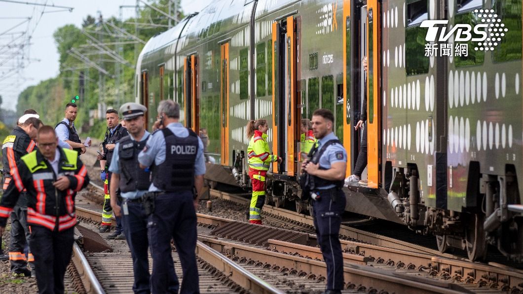 德國在火車上發生「持刀襲擊事件」。（圖／達志影像美聯社）