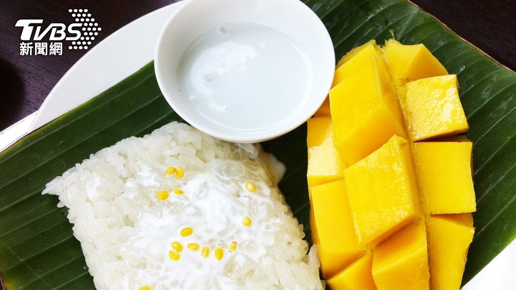 芒果糯米飯是泰國知名甜點。（示意圖／shutterstock達志影像） 「芒果配飯」是邪門歪道？饕客激動喊：鹹甜超讚無違和