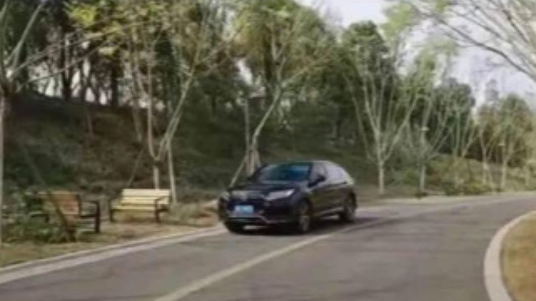 中國汽車廣告片接連被踢爆抄襲。（圖／翻攝自汽湃微博）