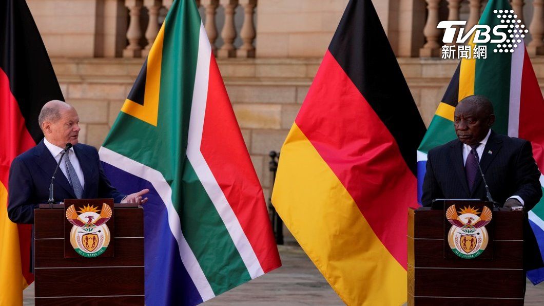 德國總理蕭茲訪非洲塞內加爾。（照片來源：AP）