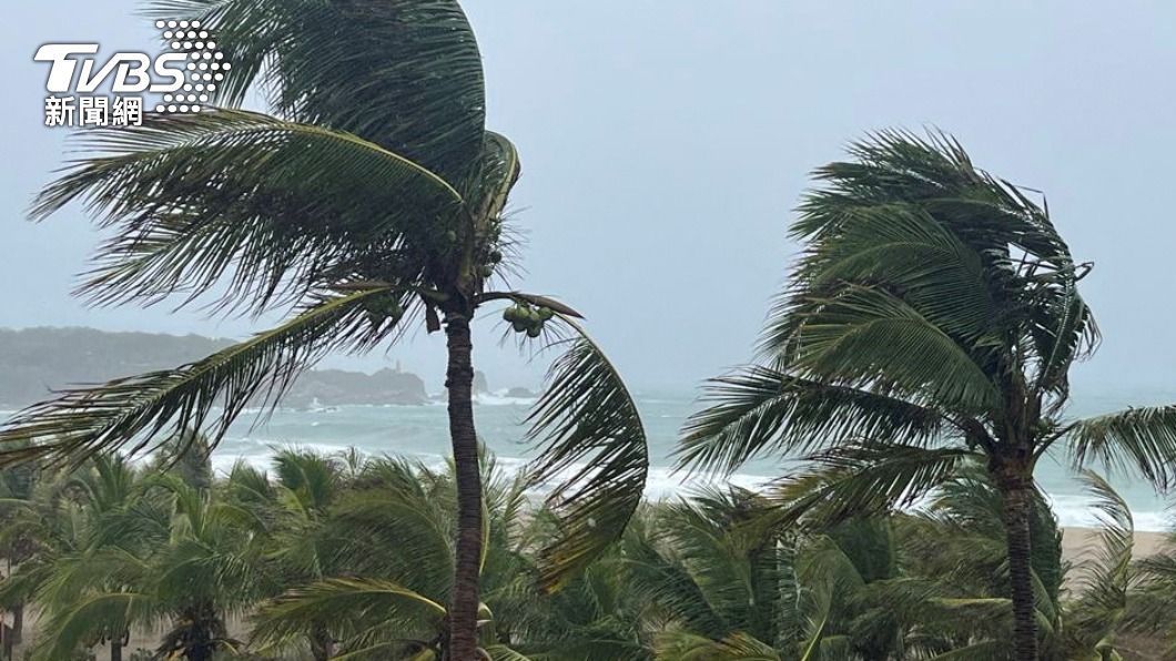太平洋颶風艾加沙登陸墨西哥。（圖／達志影像路透社）