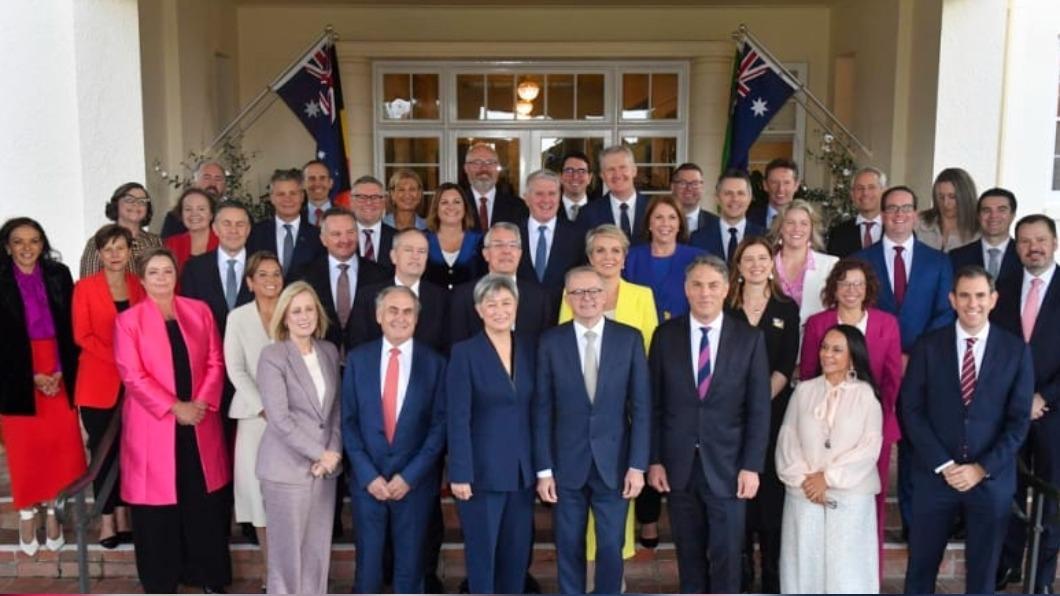 澳洲總理艾班尼斯(Anthony Albanese)任命了創紀錄的女性加入多元化的內閣團隊。（圖／翻攝自CNA）