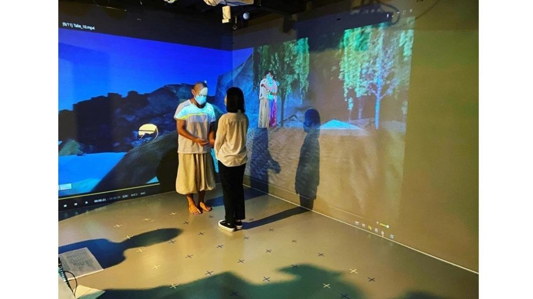台北科技大學教授曹筱玥的VR作品「藍眼淚」。（圖／中央社）