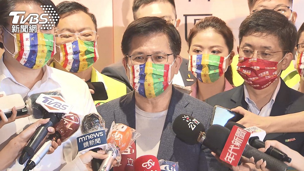 前交通部長林佳龍表示「我不是媽寶」。（圖／TVBS）