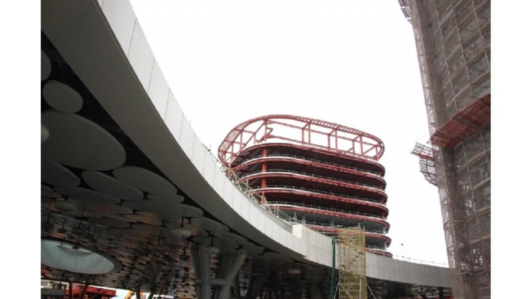 高雄車站兩側大樓預計2024完工。（圖／中央社）