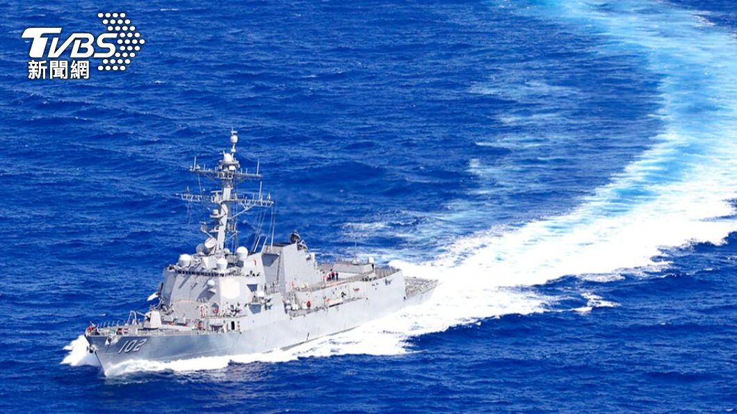 中國大陸日前宣稱台海非國際海域，似乎意在阻擋外國軍艦通行。（圖／達志影像美聯社）
