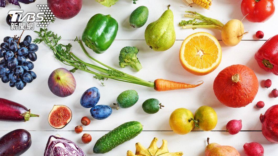 「彩虹蔬果吃法」讓你減肥不再黑白。（示意圖／shutterstock達志影像）