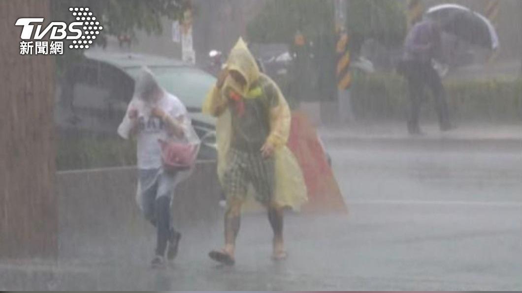 氣象局對四縣市發布「大雨特報」。（示意圖／TVBS資料照）