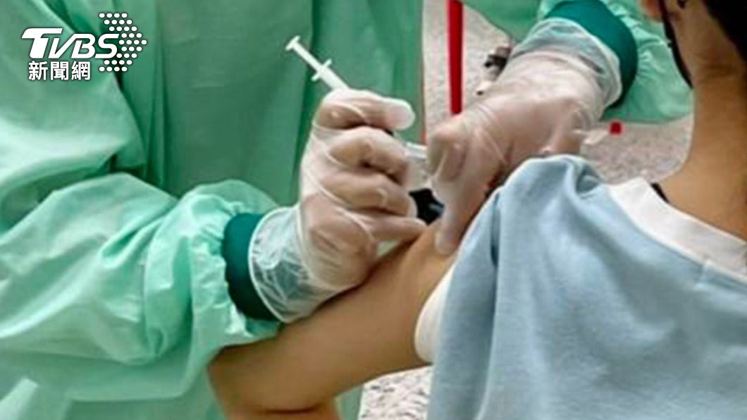 屏東縣週六加開疫苗速打站。（圖／中央社）