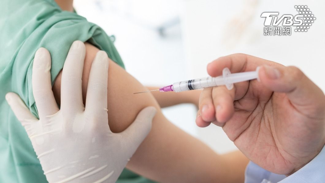 美CDC於18日建議5歲以下兒童需接種新冠疫苗。（示意圖／shutterstock達志影像）