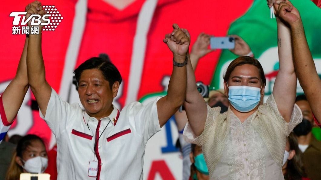 菲律賓新任正副總統將由小馬可仕(左)與莎拉杜特蒂擔任。（圖／達志影像美聯社）