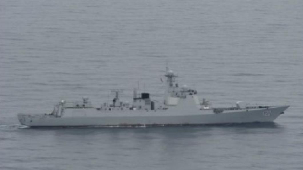 日本防衛省監測到俄羅斯軍艦通過沖繩本島與宮古島之間的海域。（圖／翻攝自防衛省統合幕僚監部推特）