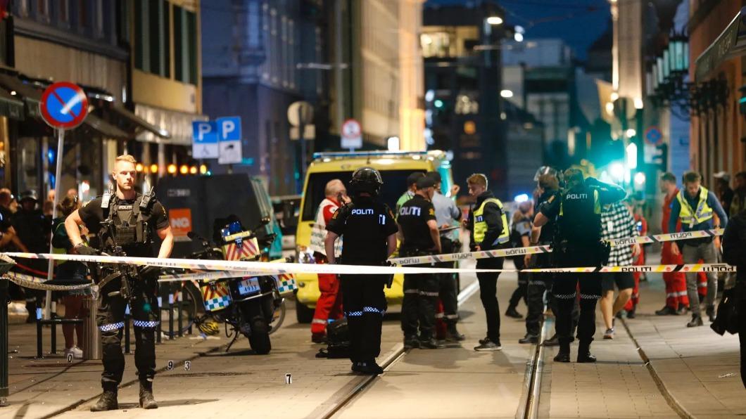 挪威首都奧斯陸一家夜店發生槍擊案。（圖／翻攝自Twitter）