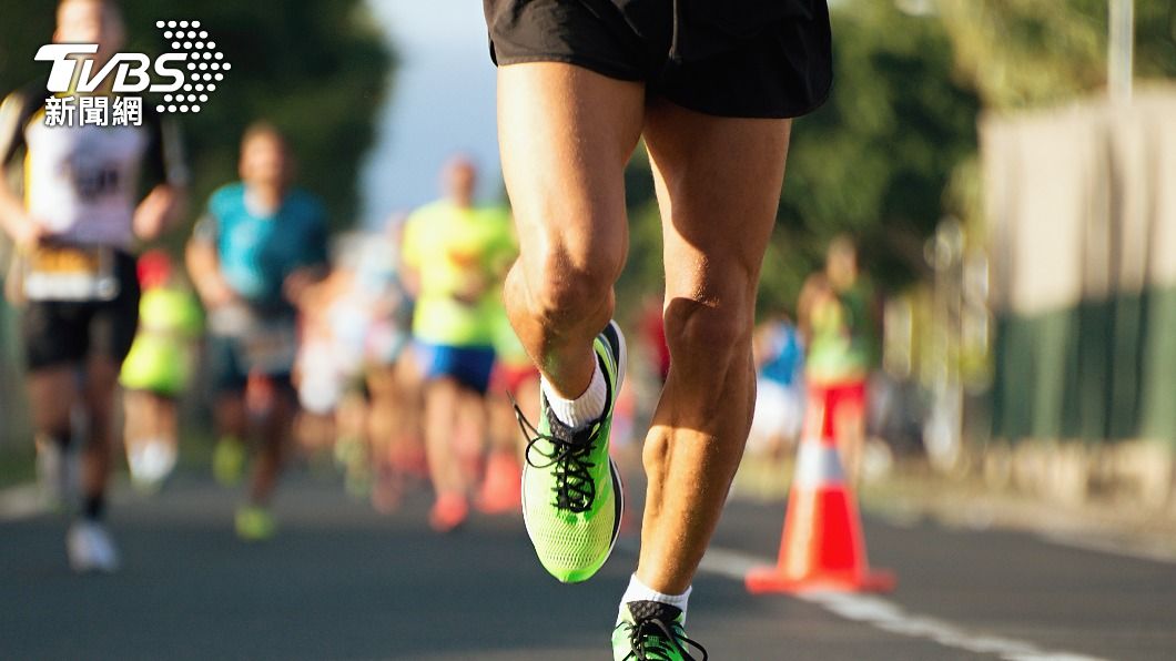 經常跑馬拉松會讓男性心血管提早衰老。（示意圖／shutterstock達志影像） 男性經常跑馬拉松要注意！　專家：心血管恐早衰老10年