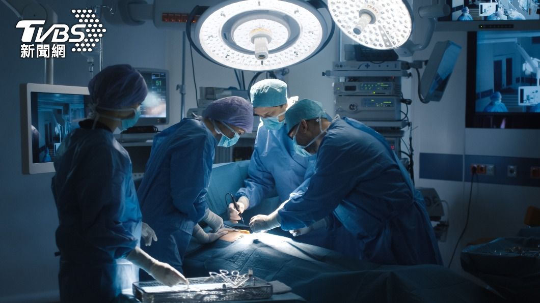 ICU醫師分享手術經驗。（示意圖／shutterstock達志影像） 揭人瀕死狀態身體反應　醫：「它」比你還努力