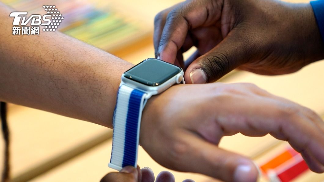 Apple Watch Series 8傳將搭載史上最大螢幕。（示意圖／達志影像美聯社）