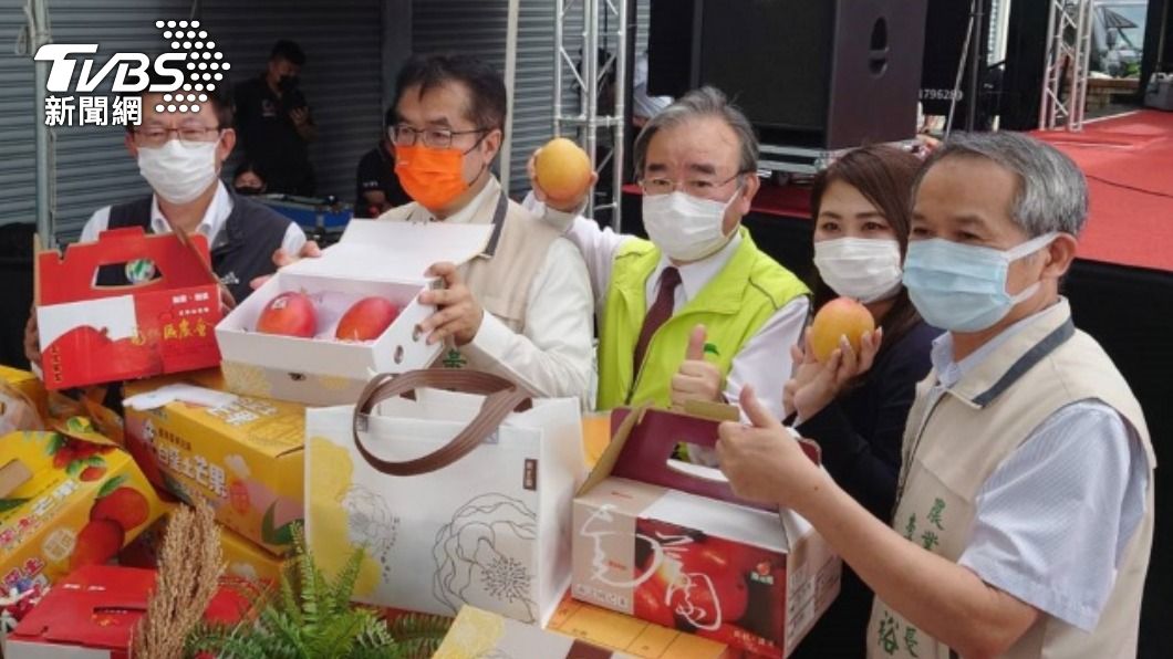 黃偉哲出席台灣芒果輸日行銷記者會。（圖／中央社） 澳門稱台灣芒果包裝含新冠病毒　黃偉哲籲提證據