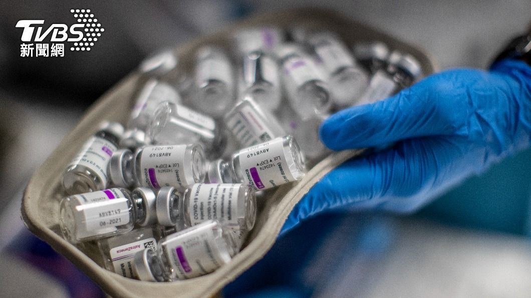 擔心血栓而不使用，加拿大被迫丟棄千萬劑阿斯特捷利康版本的疫苗。（圖/達志影像美聯社）