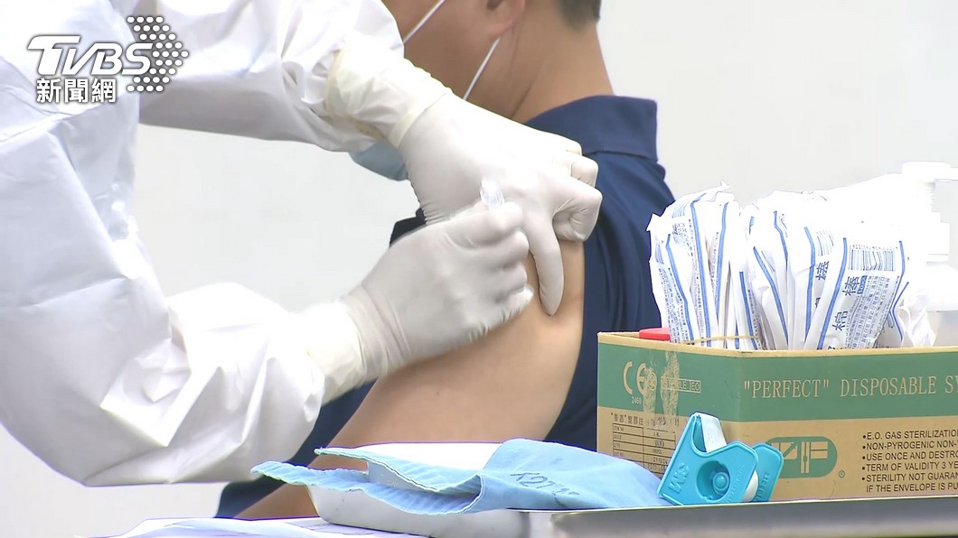 指揮中心日前宣布，今年的公費流感疫苗將在10月1日開打。（圖／TVBS)