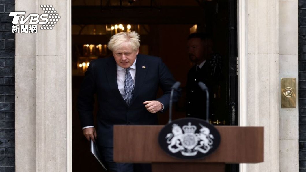 英國首相強生因爭議多，請辭下台。（圖/路透社）