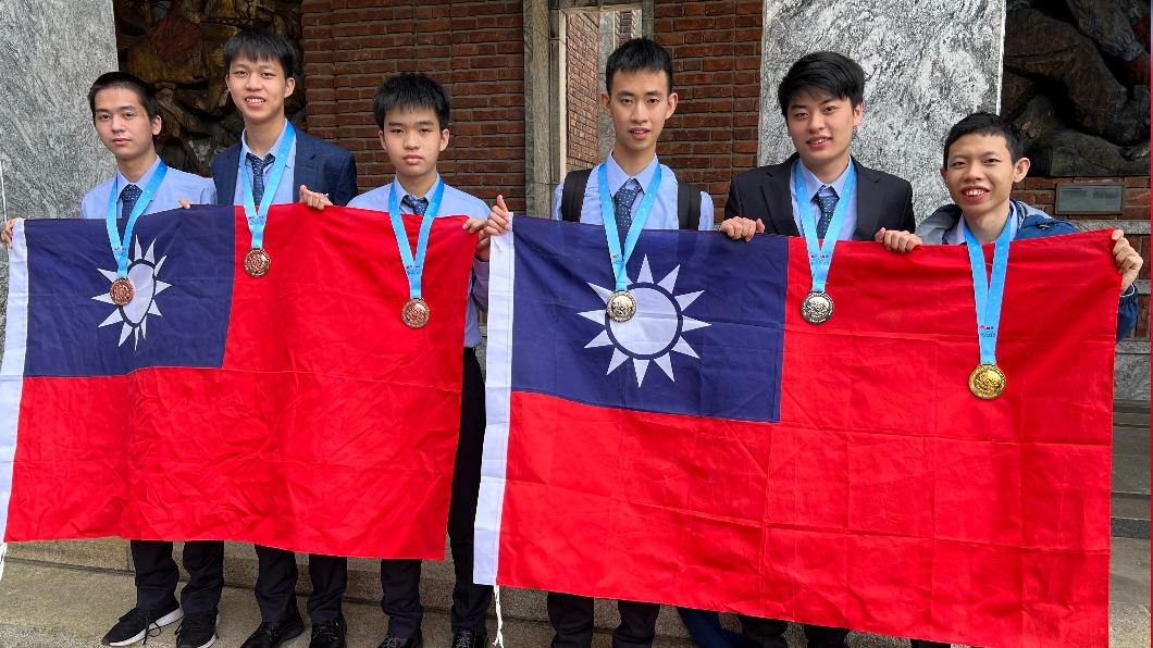 台灣學子於2022國際數學奧林匹亞競賽奪得好成績，（圖／翻攝自教育部全球資訊網）