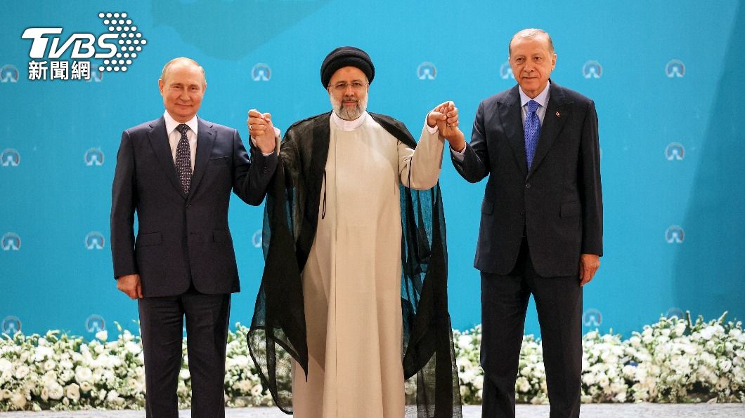俄羅斯總統普欽（左）將與伊朗總統萊希（中）、土耳其總統艾爾段（右）進行三方峰會。（圖／達志影像美聯社）
