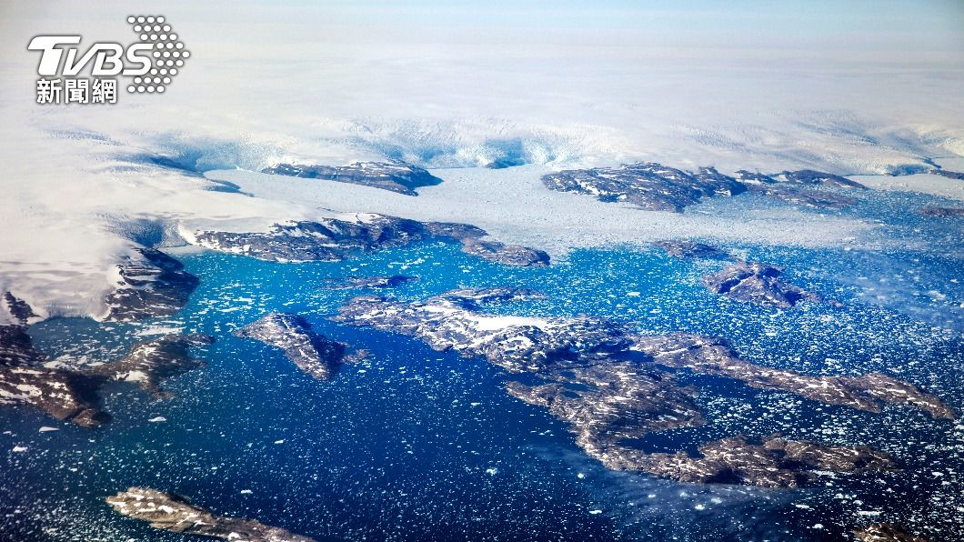 格陵蘭島近幾天以來，因異常高溫導致冰層迅速融化。（圖／達志影像美聯社）