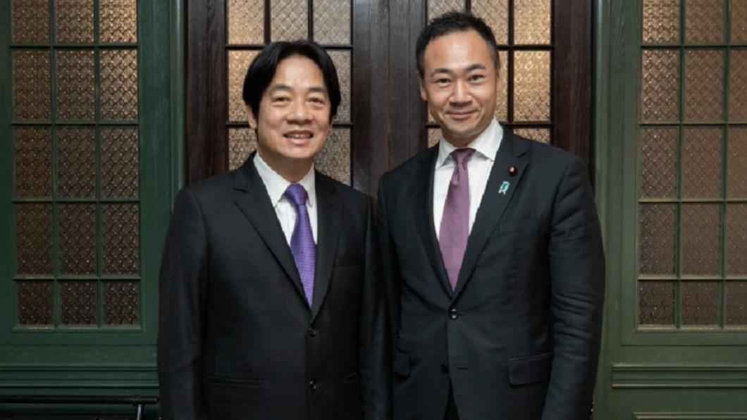 副總統賴清德（左）、日本眾議員鈴木馨祐（右）。（圖／翻攝自賴清德臉書）