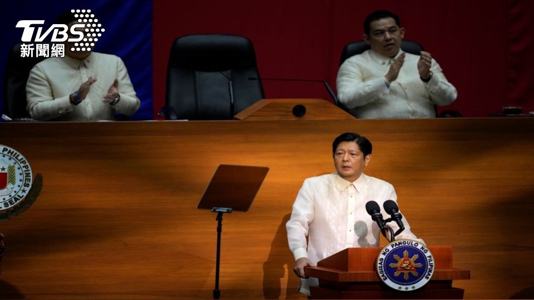 菲律賓總統小馬可仕25日發表任內首次國情咨文，全長約1小時13分鐘。(圖 / AP)