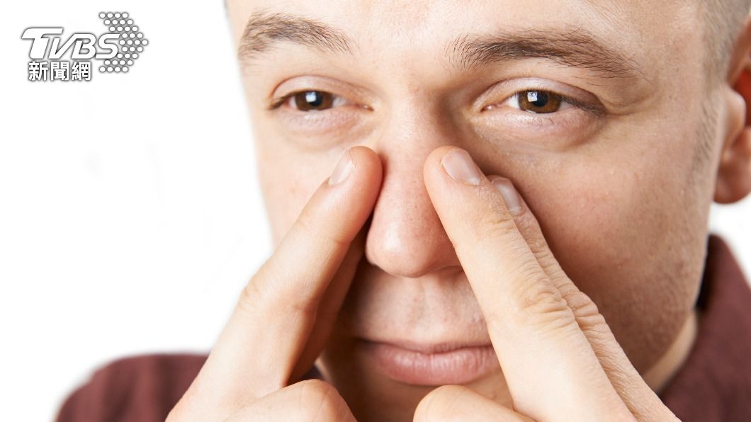過敏常常伴隨鼻塞等症狀。（示意圖，非當事人／shutterstock達志影像）