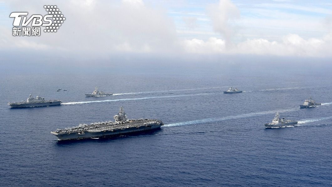 中國智庫稱美國航母「雷根號」打擊群26日晚間駛近南海。（示意圖／達志影像美聯社）