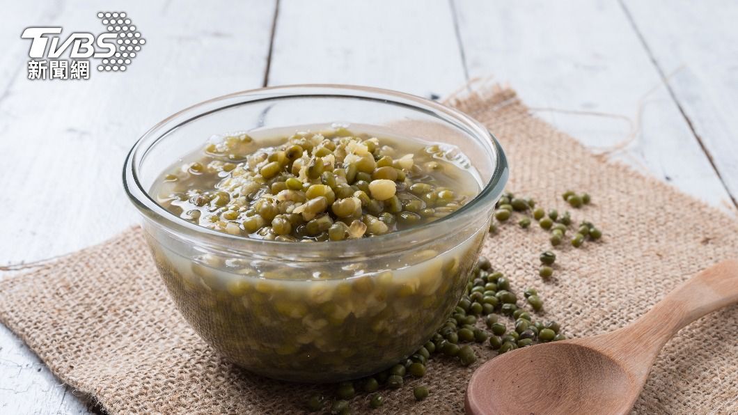 綠豆湯具有解熱、減脂作用。（示意圖／shutterstock 達志影像）