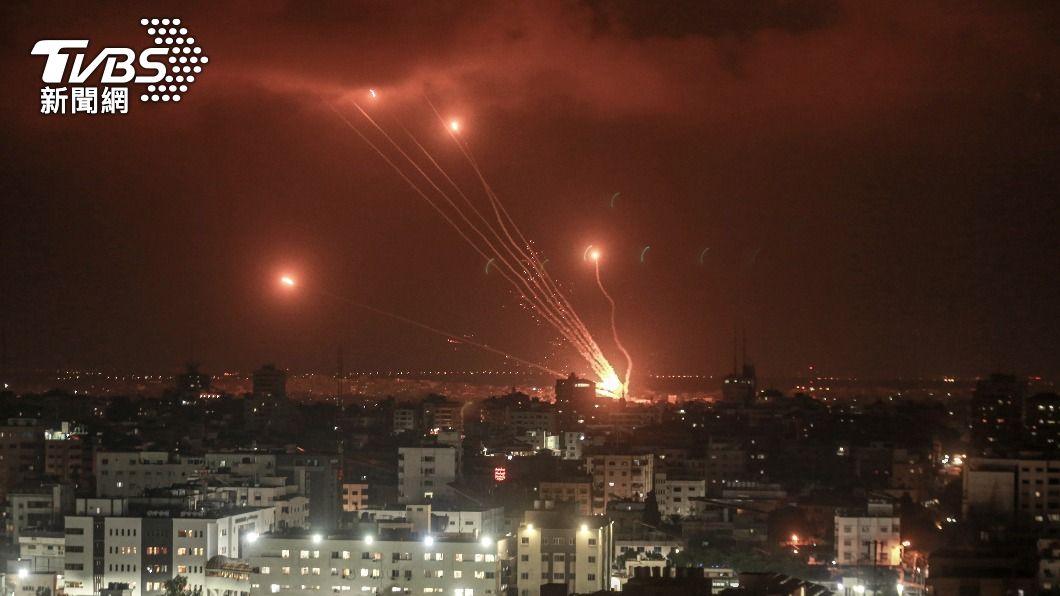 以色列空襲加薩，聖戰組織發射百枚火箭報復。（圖／達志影像美聯社）